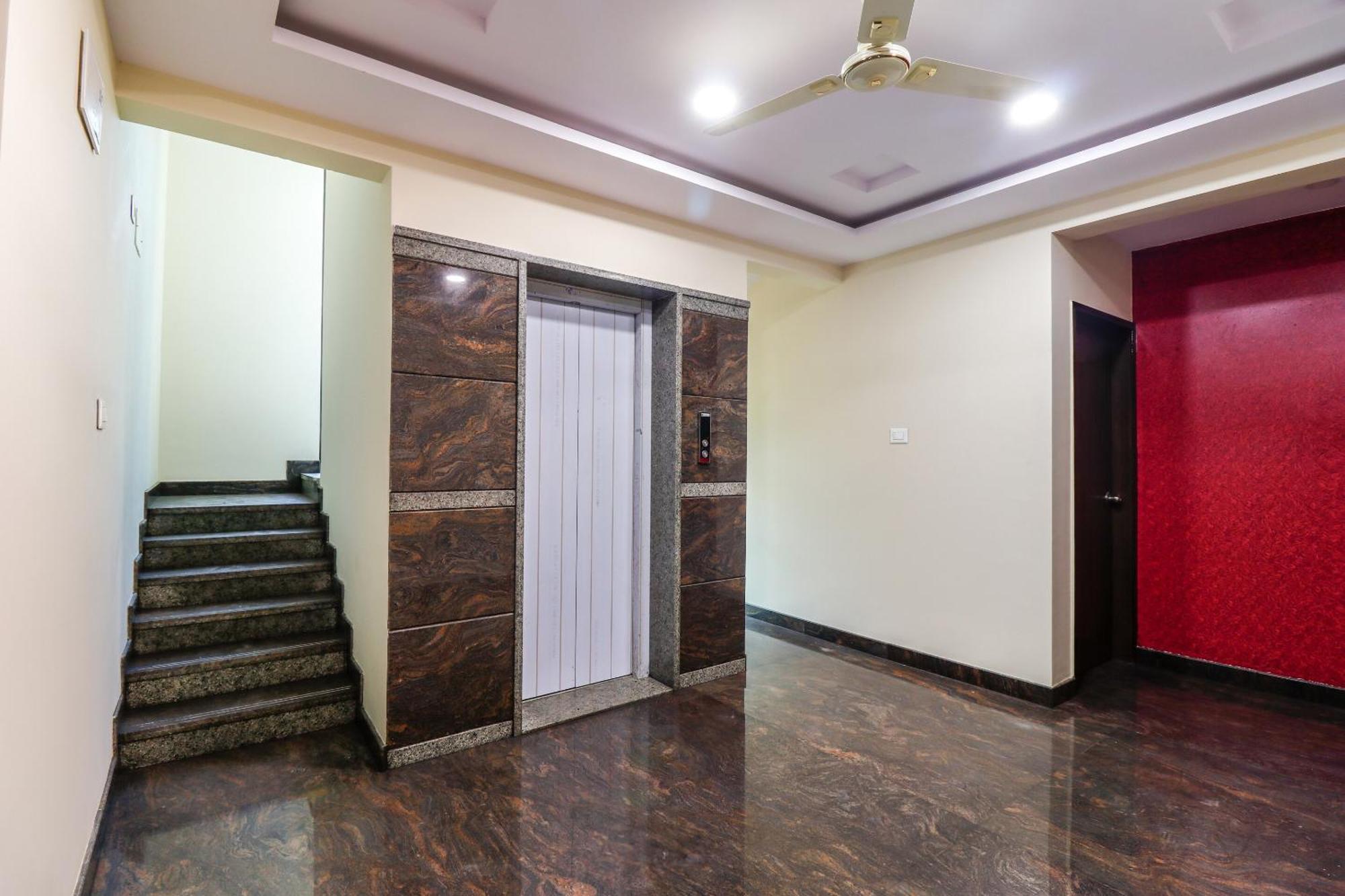 فندق سبوت أون 62363 إن آر ريزدينسي Yelahanka المظهر الخارجي الصورة